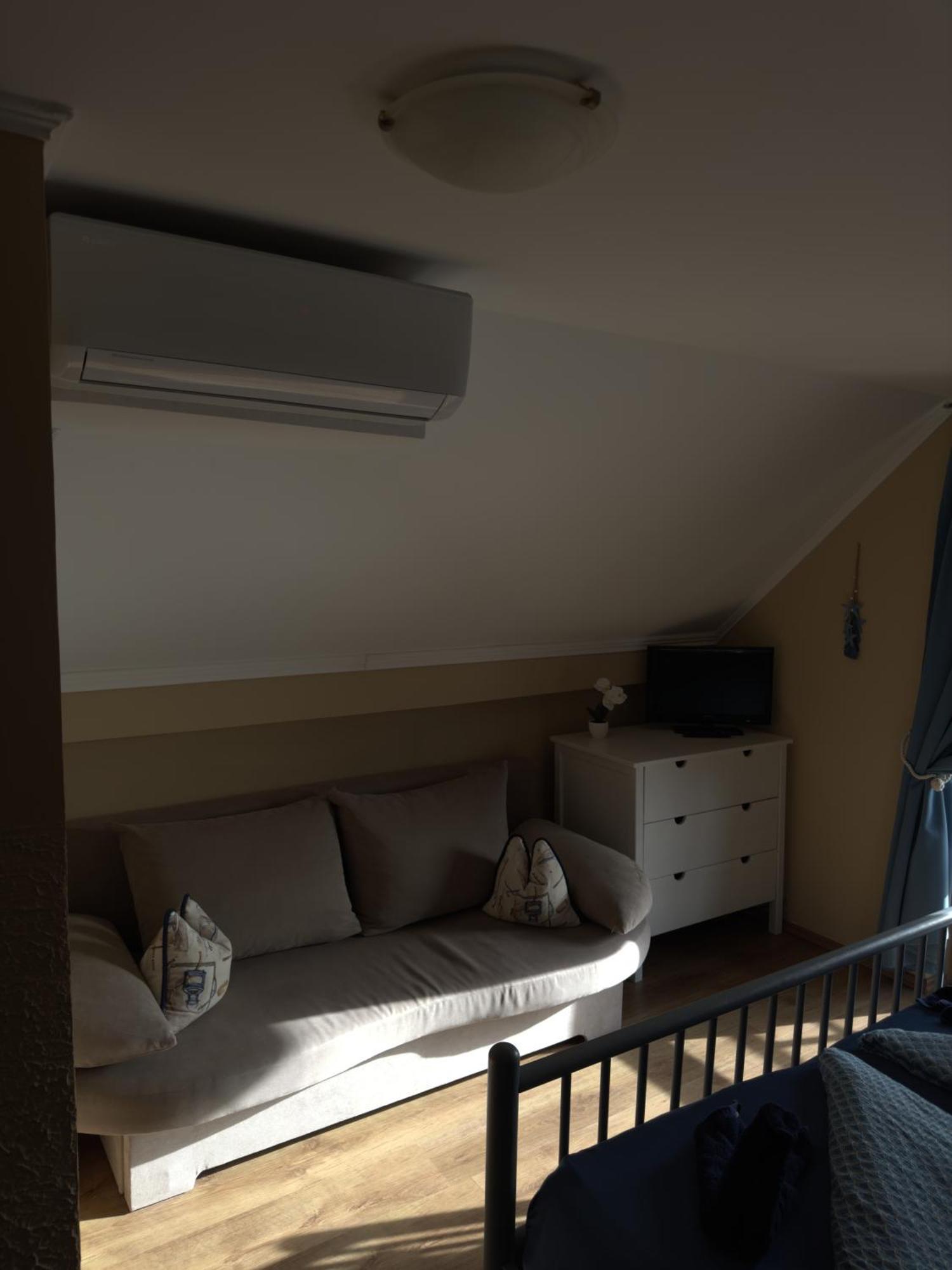 Rozsa Apartman 2 Alsóörs Chambre photo