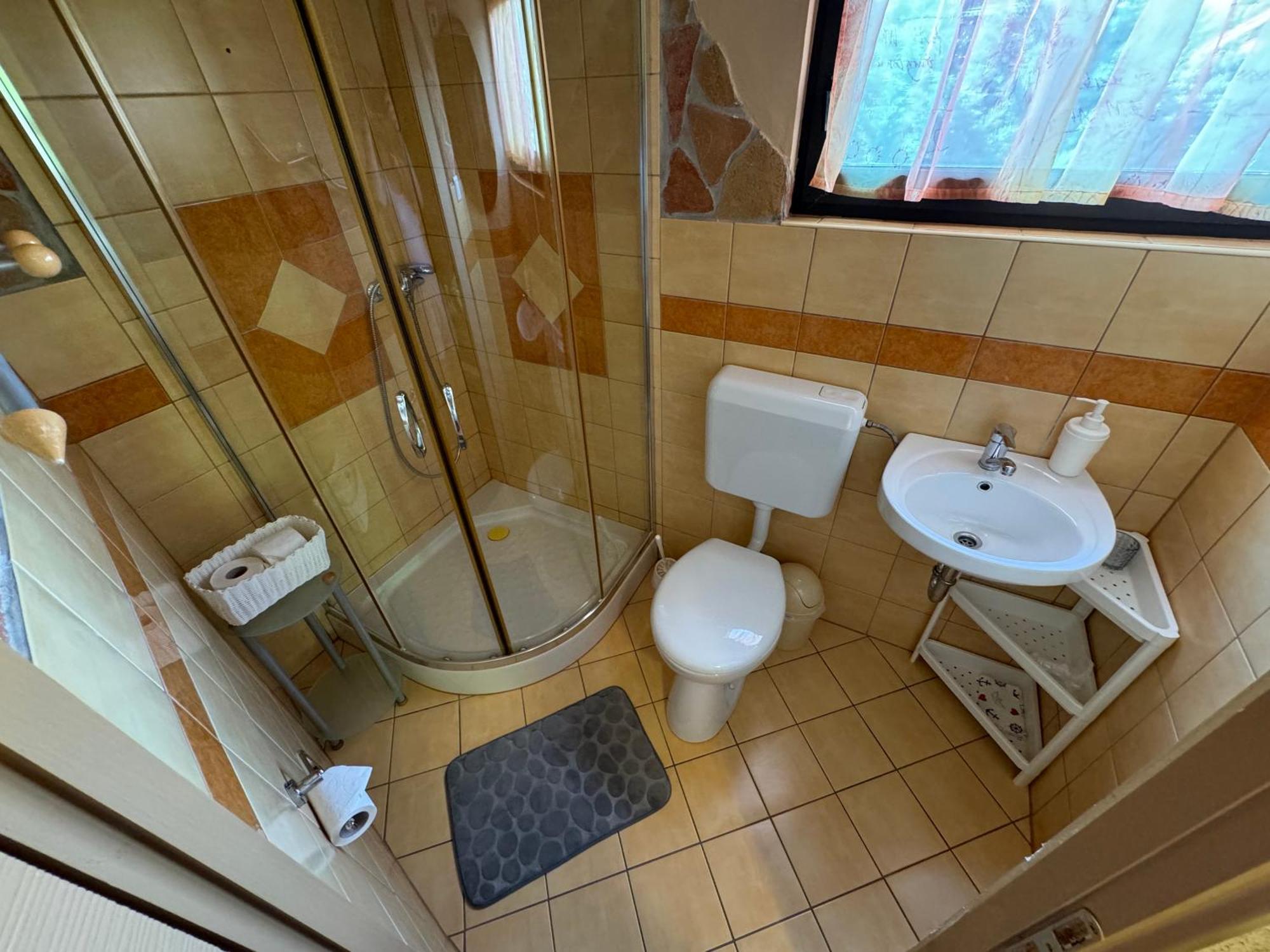 Rozsa Apartman 2 Alsóörs Chambre photo